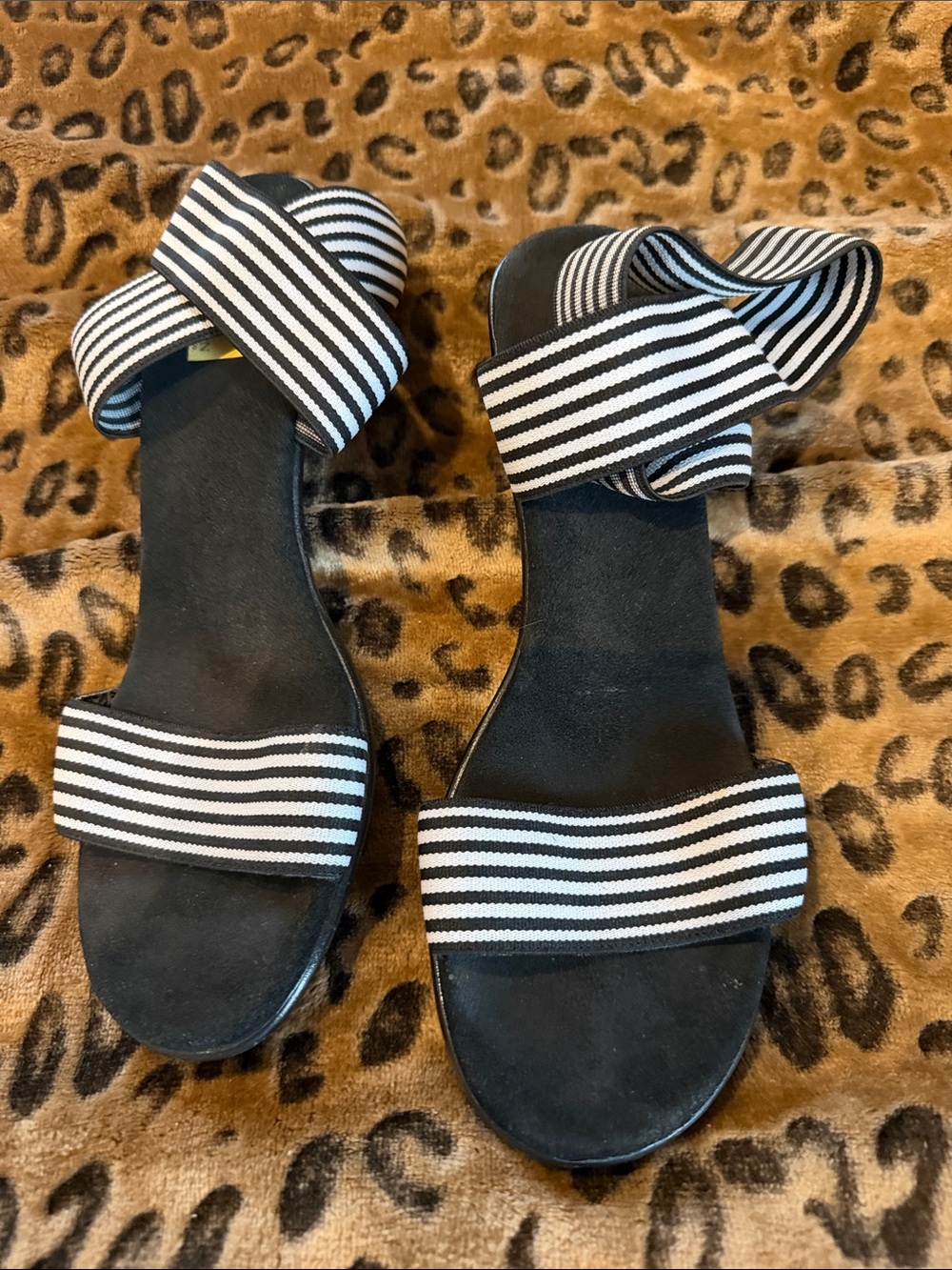 CHARLESTON SHOE CO. Black and White Striped Elastic Slide Sandals